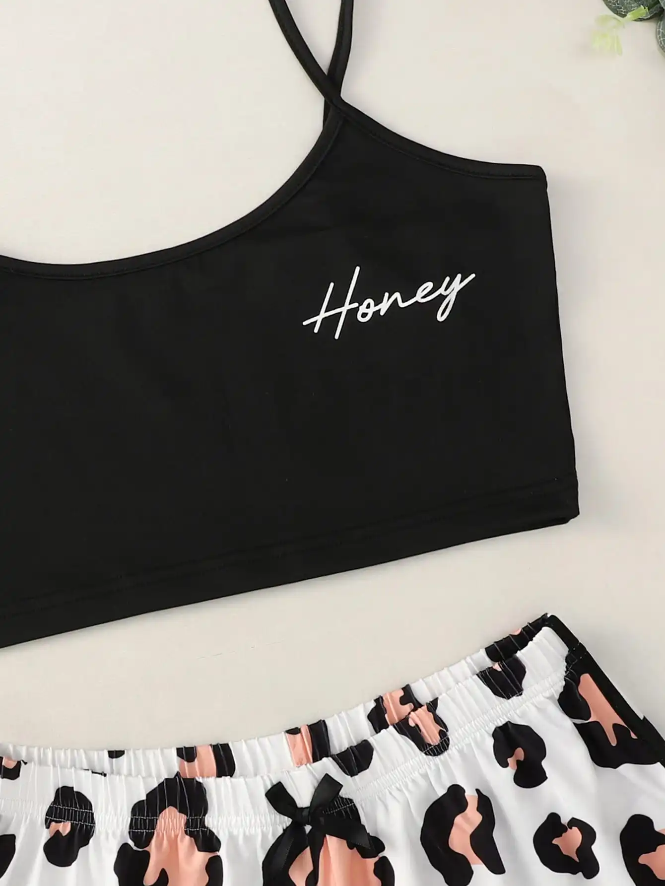 Monogram Print Halter Top and Leopard Print Bow Trim Shorts Home Wear  Pajama Suit Fashion Sexy Home Women's Underwear Pajamas