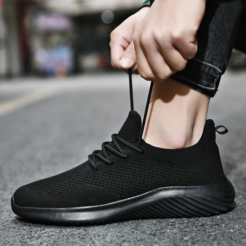 New 2022 Men Running Shoes Breathable Outdoor Sports Shoes Lightweight Sneakers for Man Comfortable Athletic Training Footwear