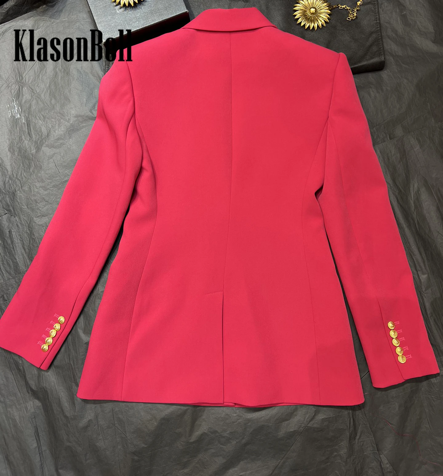 5.4 KlasonBell Классическая темпераментная куртка с длинными рукавами и золотыми