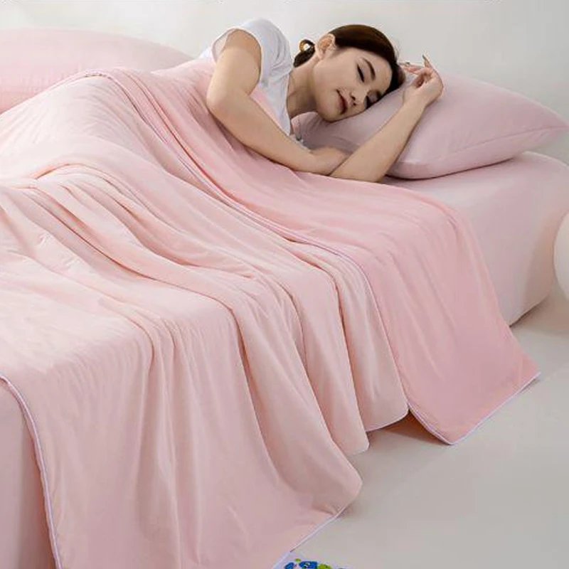 

Хлопковое стеганое одеяло для лета