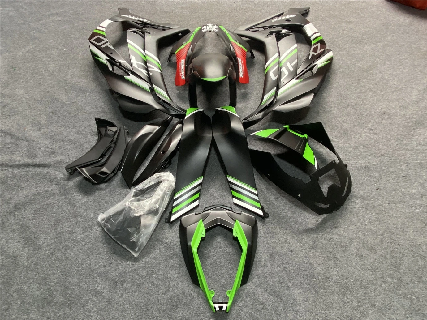 Обтекатель для мотоцикла Kawasaki ZX-10R 16-19 лет ZX10R 2016 2017 2018 2019 черный обтекатель