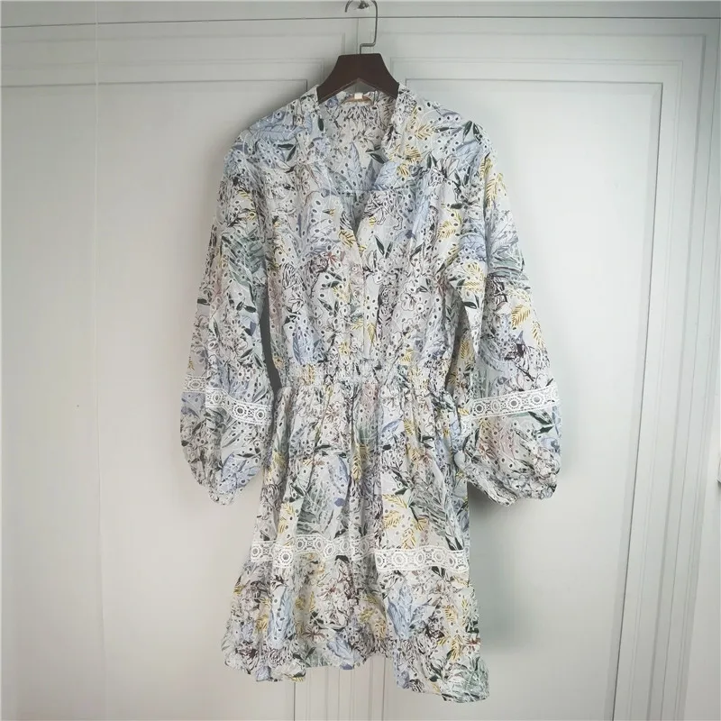 

Elegant Fashion Spring and Summer New Heavy Industry Embroidery Jungle Print V-neck Lantern Sleeve Nine Point Sleeve Dress