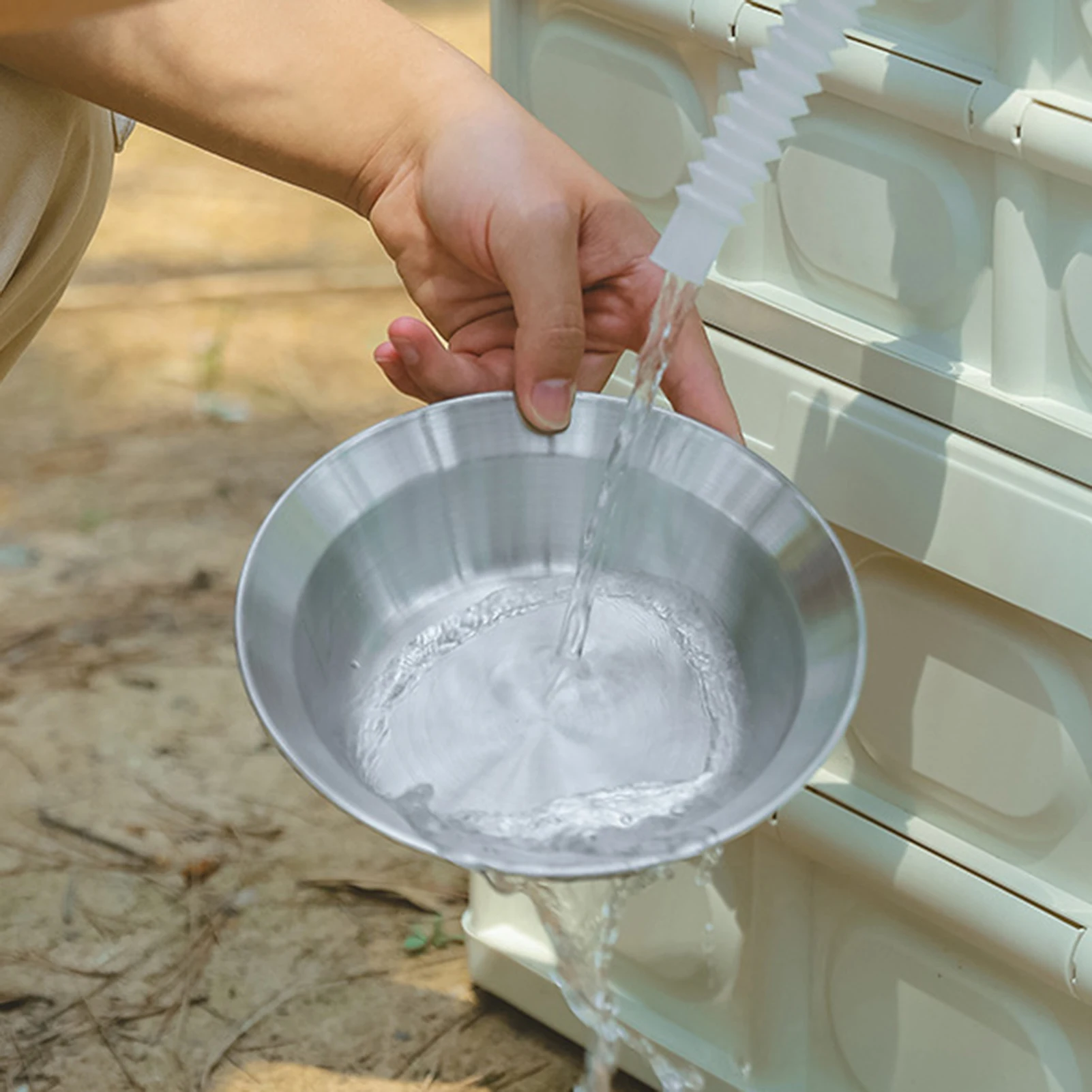 

Тарелки и миски из нержавеющей стали, металлические тарелки с матовым покрытием для кемпинга, для кухни, походов, пляжа, уличная посуда для в...