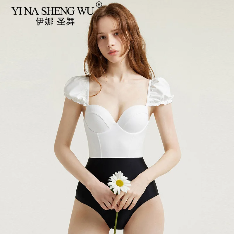 

New Sexy Slim Fit Steel Holder Gathered Backless Black and White Colorblock Simple One-Piece Swimsuit One Piece Women Swimsuits