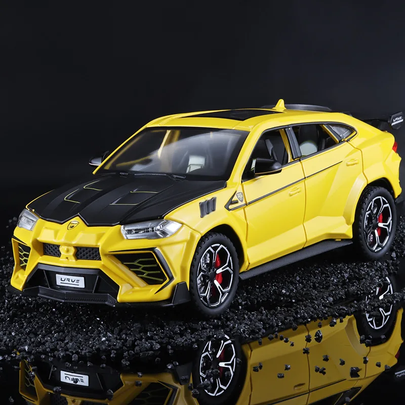 

1:24 URUS Bison SUV Coupe Spray Alloy Model Car Toy Diecasts Metal Casting Sound and Light Car Toys For Children Vehicle