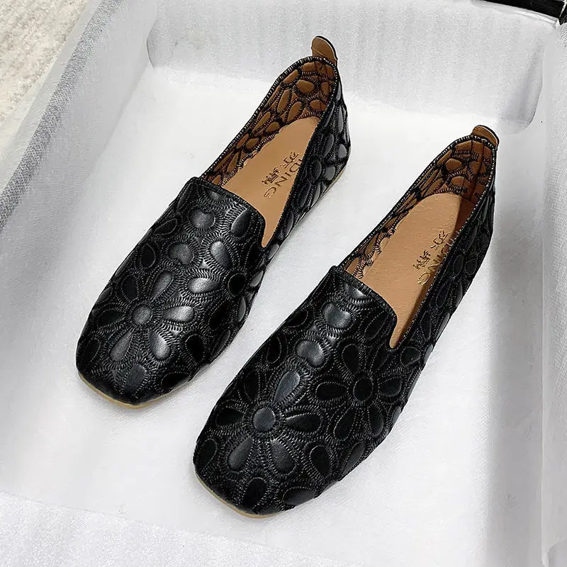 Breathable Flat Shoes Women Summer 2023 New Arrival Flat Shoes Natural Leather Woman Leather Moccasins Mom Shoes Women Sneaker