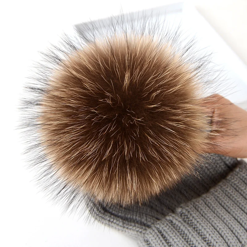 

Big Size DIY Real Fox Fur Pompoms Raccoon Fur Pom Poms Balls Natural Fur Pom For Hats Bags Shoes Scarves