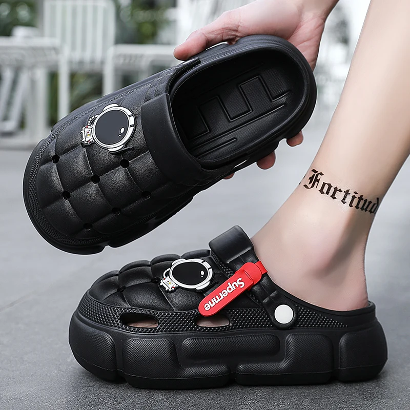 Summer Men's And Women's Flat Slippers Fashion Casual Couple's Wrap Slippers Outdoor Beach Hole Shoes Soft Comfortable Breathabl