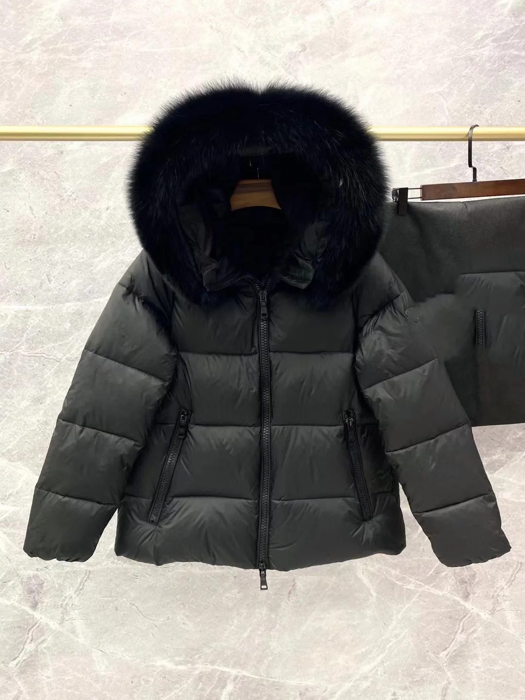 Short Hooded Down Jacket Women Winter 2022 Women's Luxury Warm Oversize Coat Female Fox Fur Collar White Duck Down Parkas enlarge