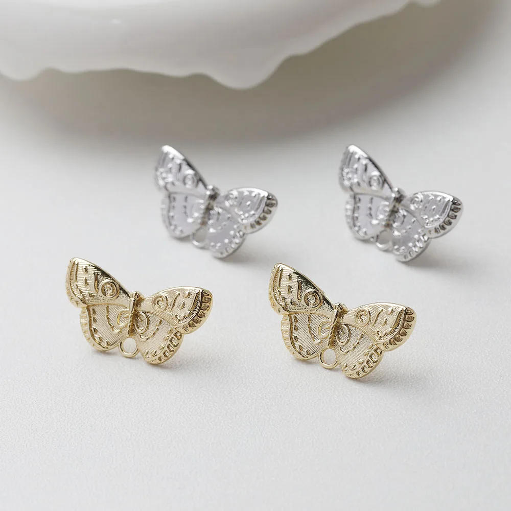 4 шт. латунные серьги-гвоздики в виде бабочек