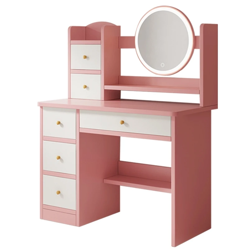 

Производитель продает новую модель высококачественного зеркала