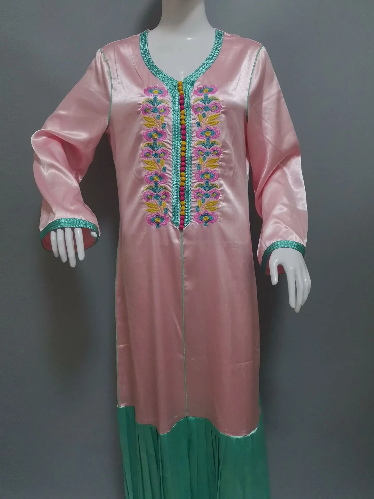 Рисунок 2 - Женское длинное платье