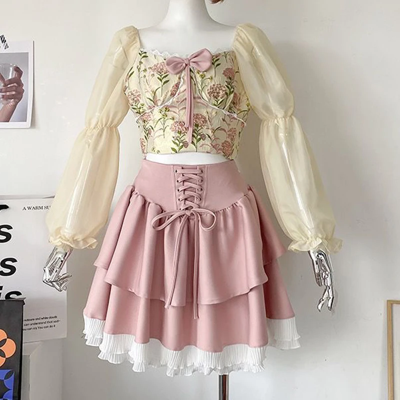 

Elegant Women Sweet Lolita Party Skirt Set France Bow Square Collar Puff Sleeve Blouse Crop Tops Pink Ruffles Mini Skirt Suits