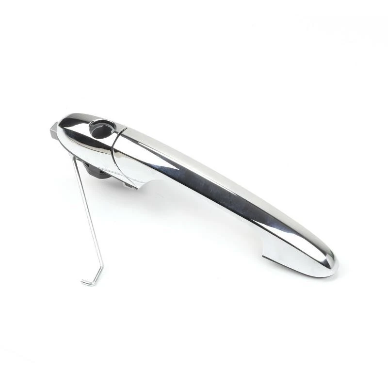 Пассажирская левая и водительская правая внешняя дверная ручка с хромированной