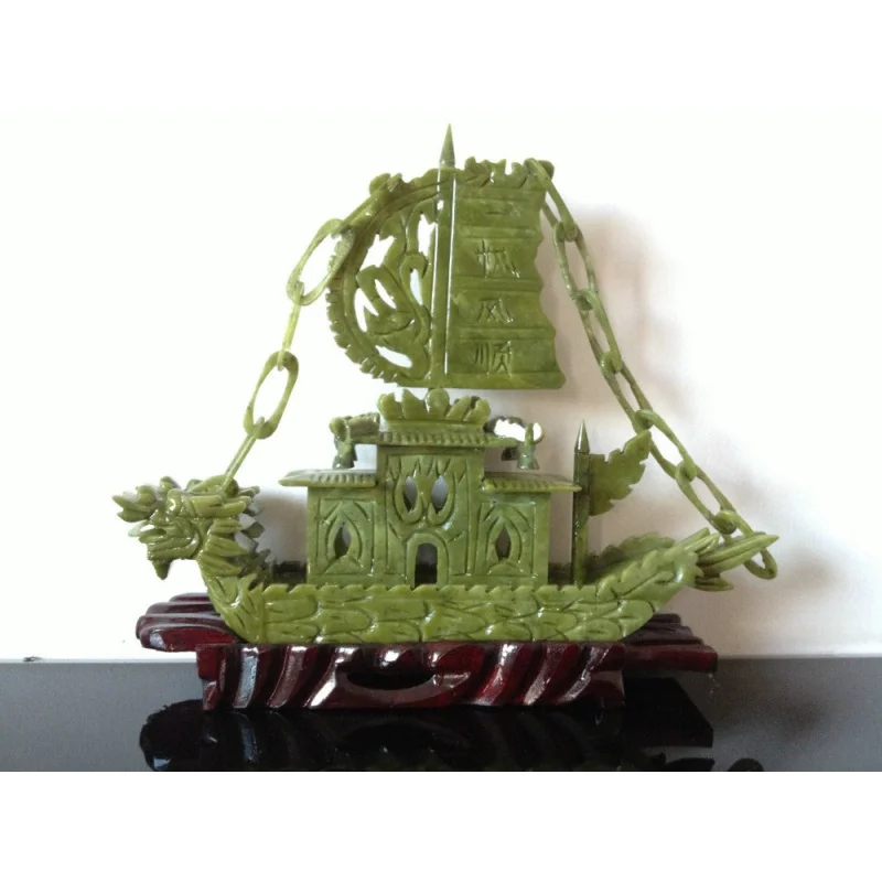 

RARE 100% Chinese Natural jade Hand-carved Rare Dragon Boat yifanfengshuncreative wedding