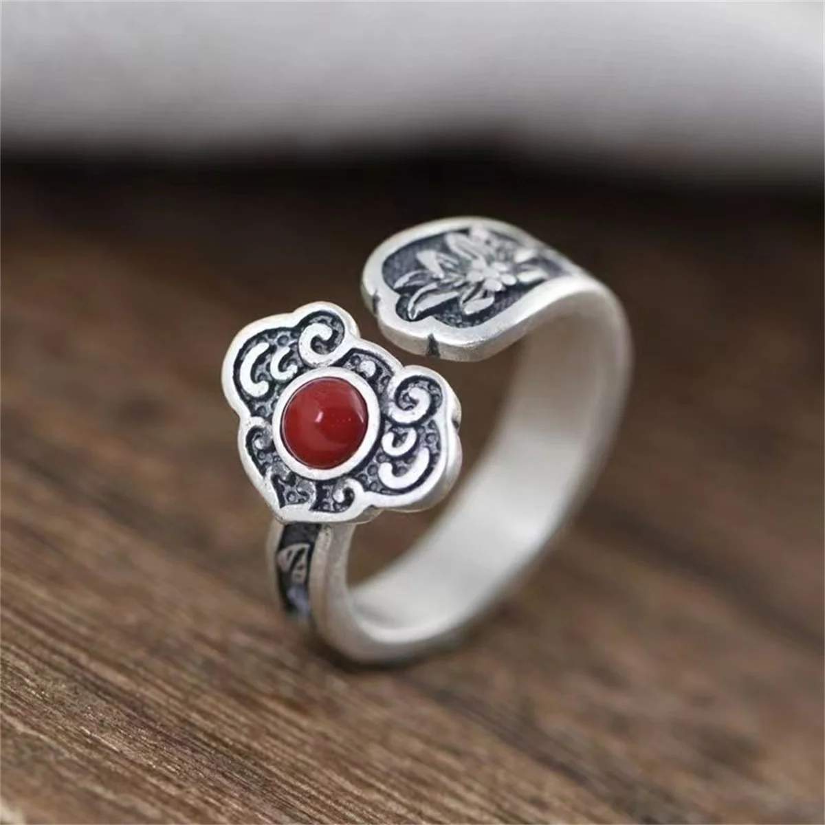 

Retro Chinese Lucky Design Opening Rings For Women Silver Color Luck Clouds Lotus Flower Koi Fish Finger Ring Friendship Jewelry