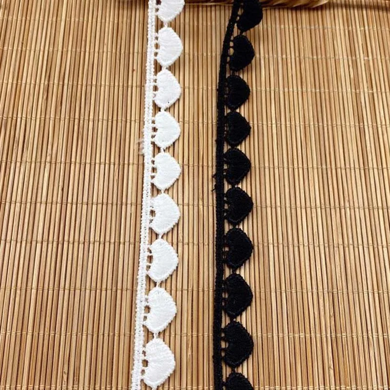 

40Yards Water Soluble Lace Ribbon White Fabric Polyester Garment Accessories Clothes Trimmings Heart Lace Trim Handwork DIY