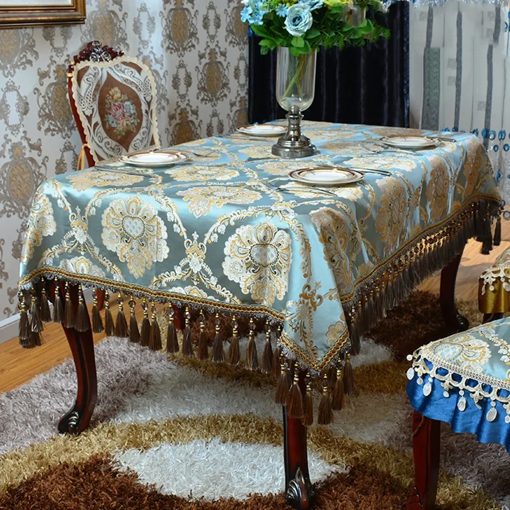 Освітленная роскошная квадратная скатерть с кисточками высококачественная