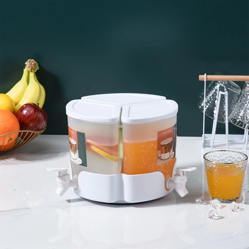 

Cold Water Kettle Rotating Ice Water Juice Bucket with Faucet 3 Grids High Capacity Household Refrigerator Water Bucket TS1