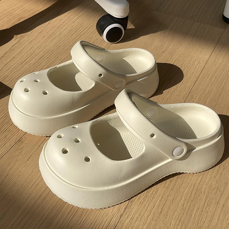 Fashion Women Slippers Summer Thick Hole Shoes Suitable Outdoor Beach Shoes EVA Sandals Home Bathroom Slippers Summer Slippers