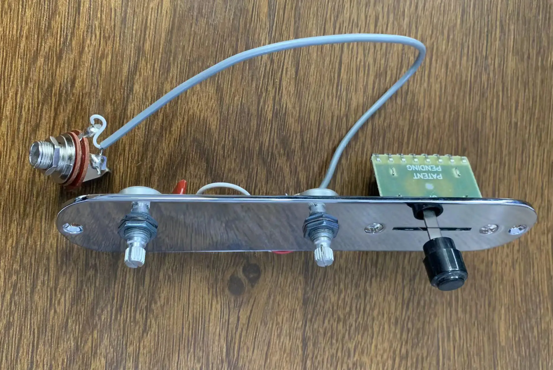 

DIY Prewired Control Plate for TL Electric Guitar with 3 ways switch Toggle,1V & 1T Alpha 250K Pots and Output Made in Korea