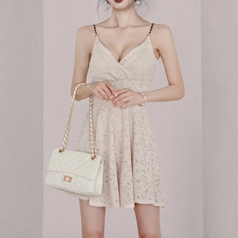 

Summer New Spaghetti Strap Elegant Slim Sexy Lace Backless Dress Sleeveless V-Neck High Waist Women Night Club Vestidos