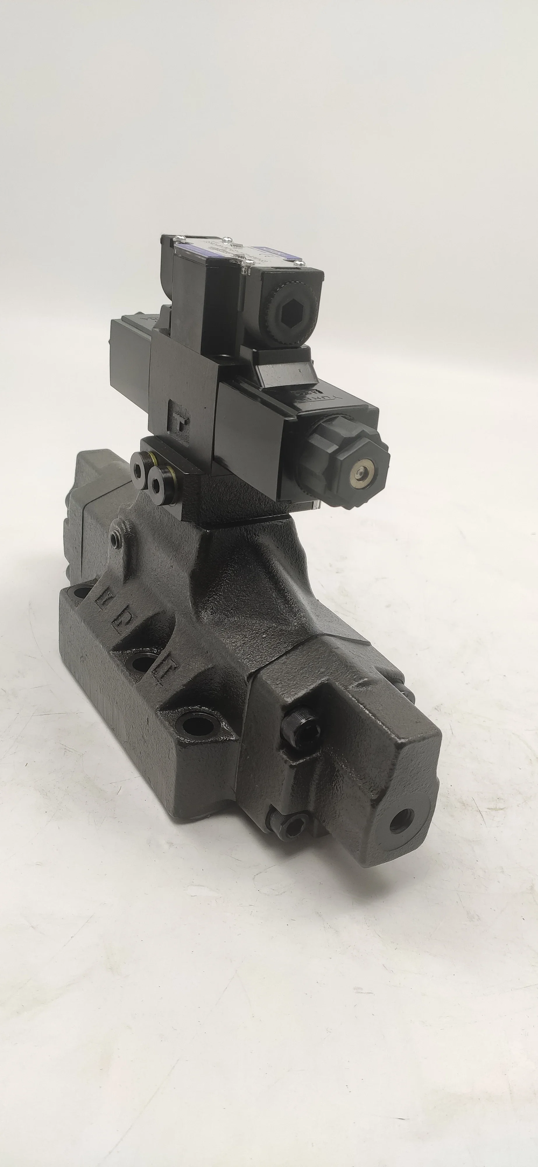 10-2B3B-ET-A220-N1-41 гидравлический клапан 04 06 DSHG-10 электромагнитный управляющий