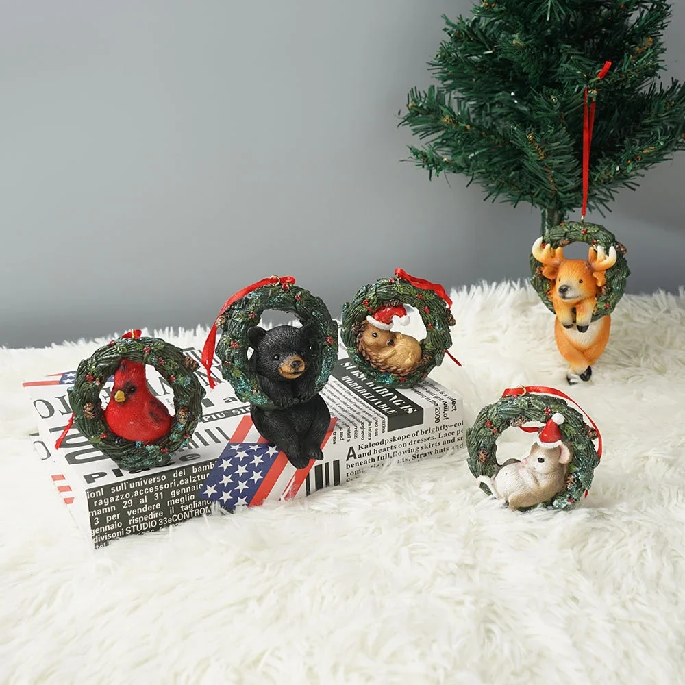 

SIYU Christmas Pendant Living Room Desktop Christmas Tree Decoration Resin Crafts Christmas Party Gift Pendant