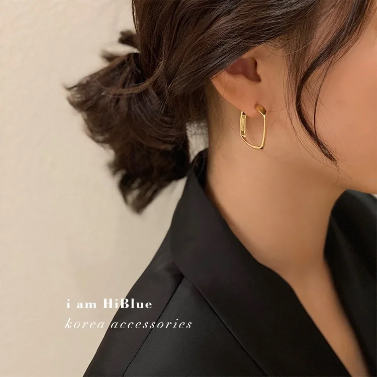 

Большие металлические серьги в Корейском стиле S925 Серебряные Металлические серьги-иглы квадратные металлические серьги универсальные