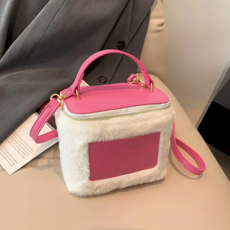 

Lunch Box Bag 2023 New Luxury Plush Leather Stitching Handbag Women's Shoulder Crossbody Bag High Quality Crossbody Cosmetic Bag