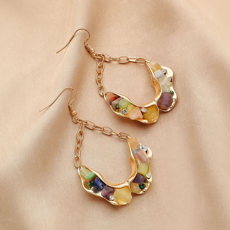 

Minar Candy Colour Geometric Stone Beaded Hollow Circle Dangle Earring for Women Alloy Bee Baroque Pearl Pendant Earring Jewelry