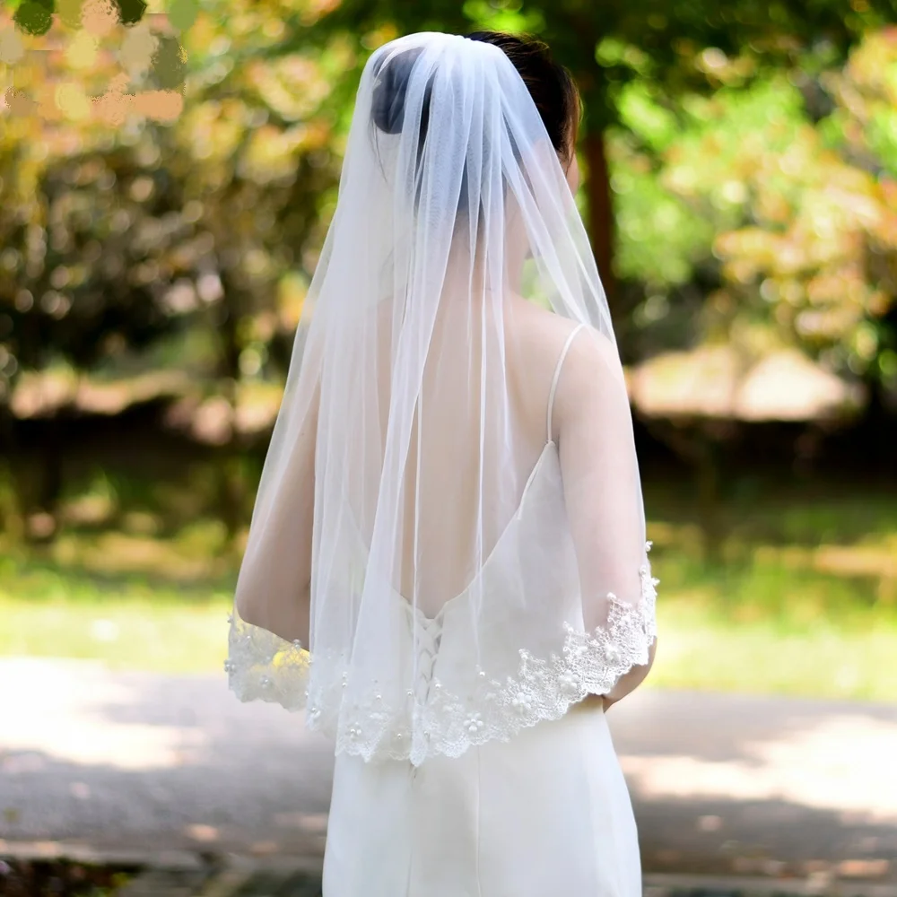 

Wedding Veil Short With Lace Trim Simulation 3D Flowers Decal Bridal Veils With Comb Women’s Wedding Head Accessories Headwear
