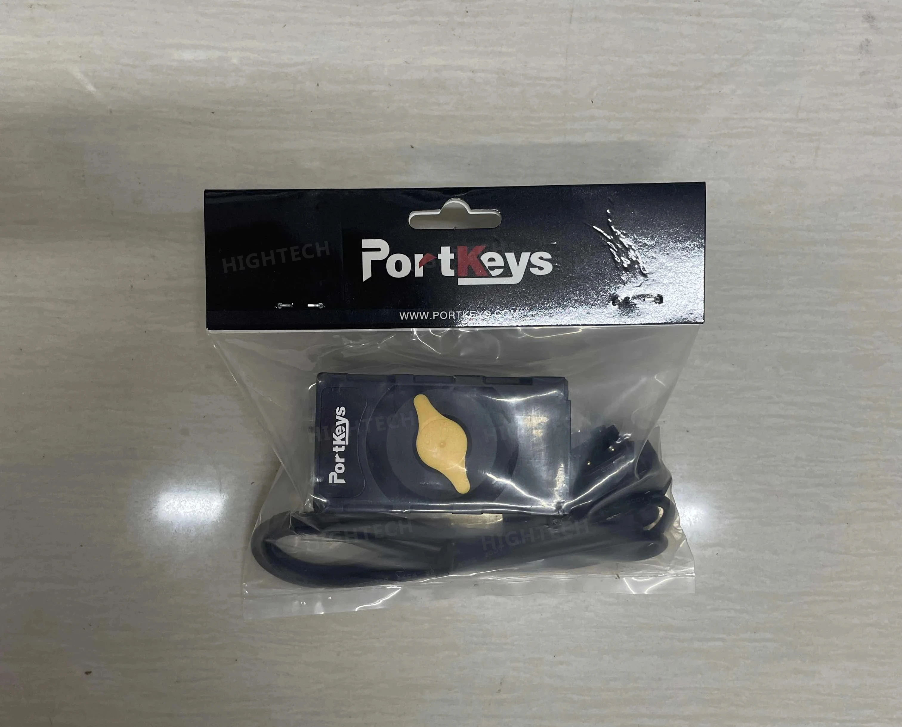 Блок питания Portkeys BD1 и переключаемый двухсторонний модуль манекена NPF батареи D-TAP B в постоянный ток для беспроводной передачи видео (art.: 3920cbbbfd219) - 3920cbbbfd219
