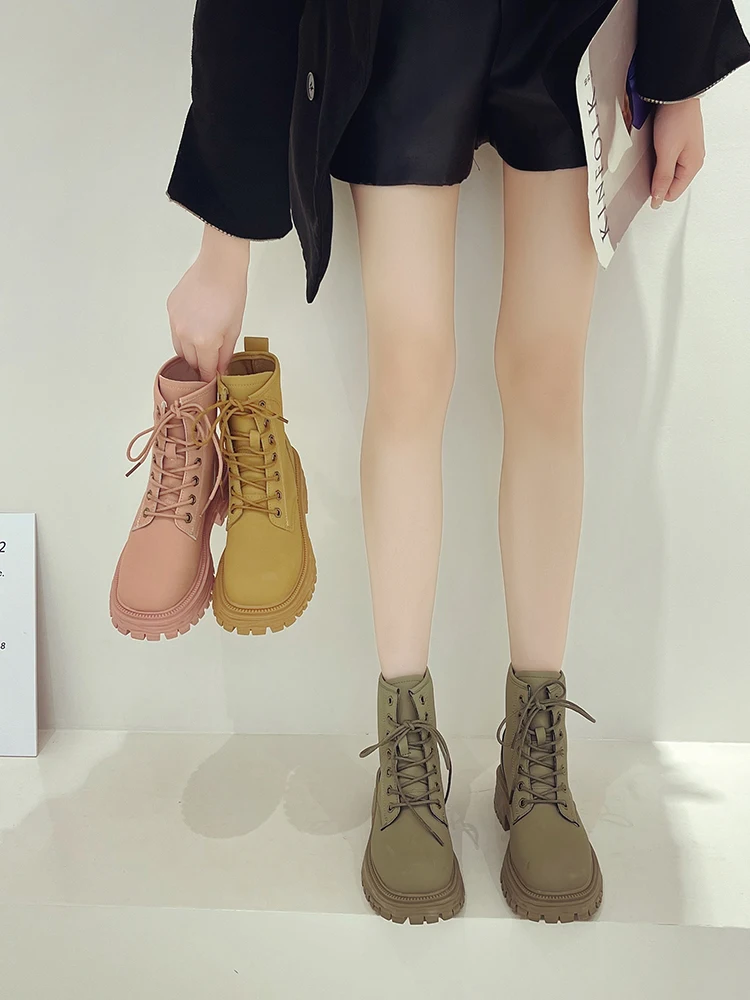Женские ботинки со шнуровкой Дизайнерские ботильоны на платформе и среднем
