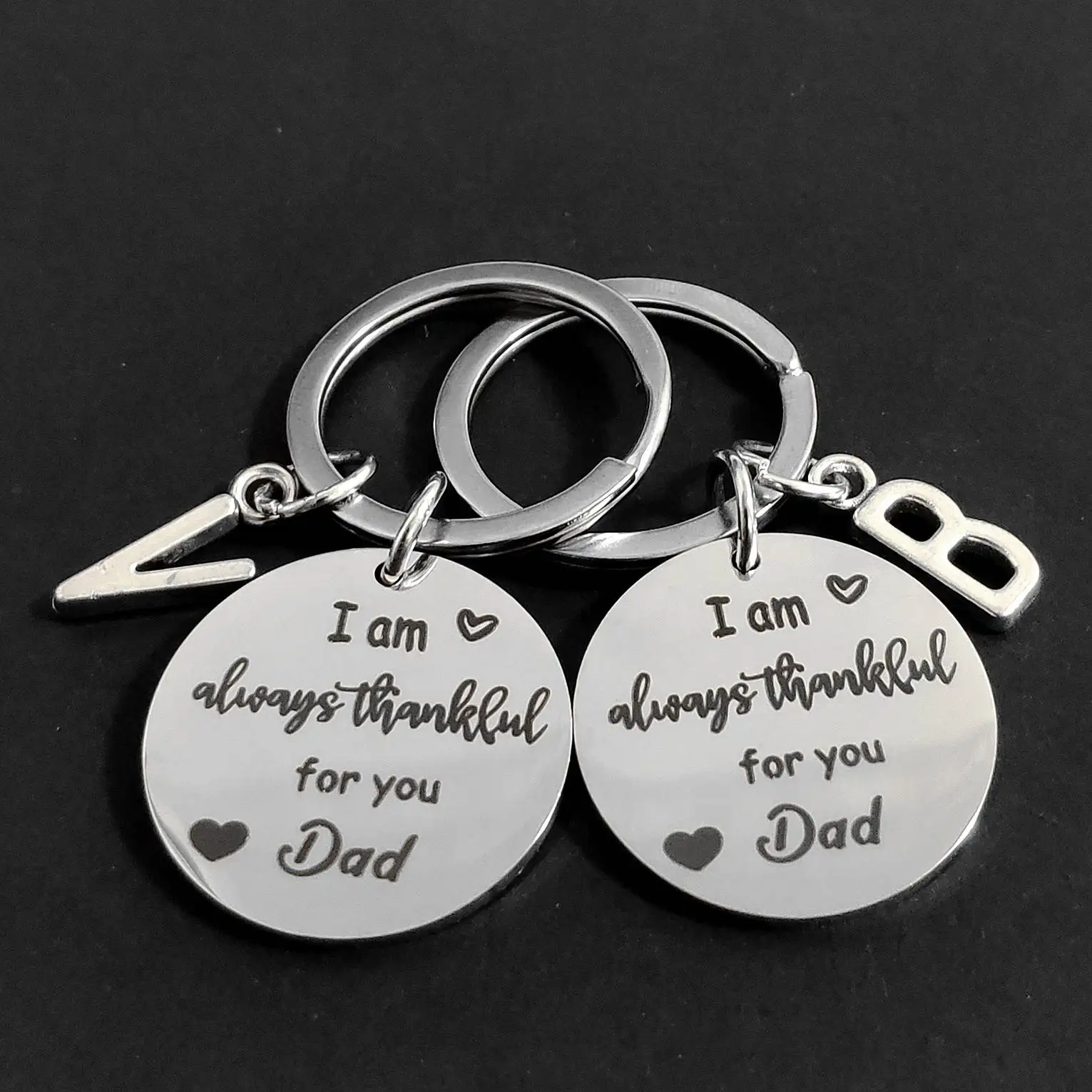 

Брелок для ключей с надписью на день рождения, брелок из нержавеющей стали на День Благодарения, отца, 26 инициалов, подарок, брелок для автом...