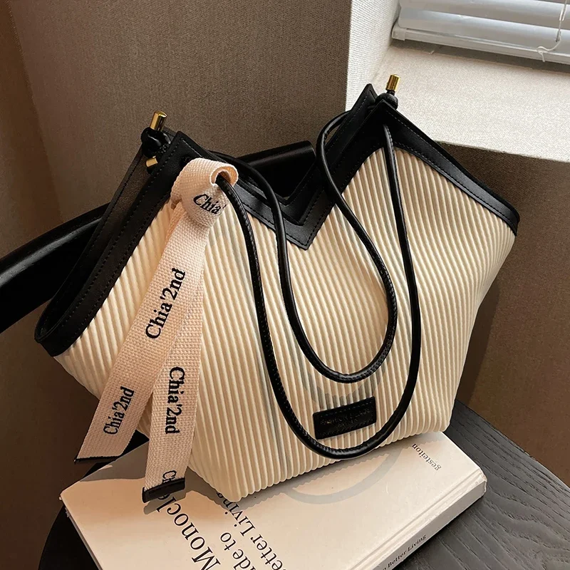 

Burminsa Pleated Work Tote Bags For Women 2023 New Trend Designer Large Capacity Shopper Shoulder Bag PU Leather Ladies Handbags