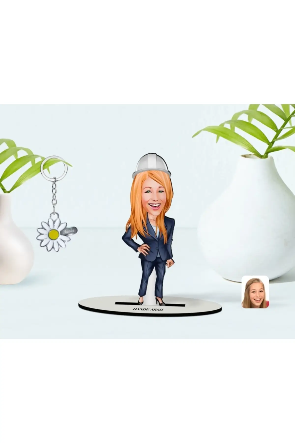 

Personalized Female Boss Cartoon 3d Wooden Trinket And Name Silver Daisy key-7