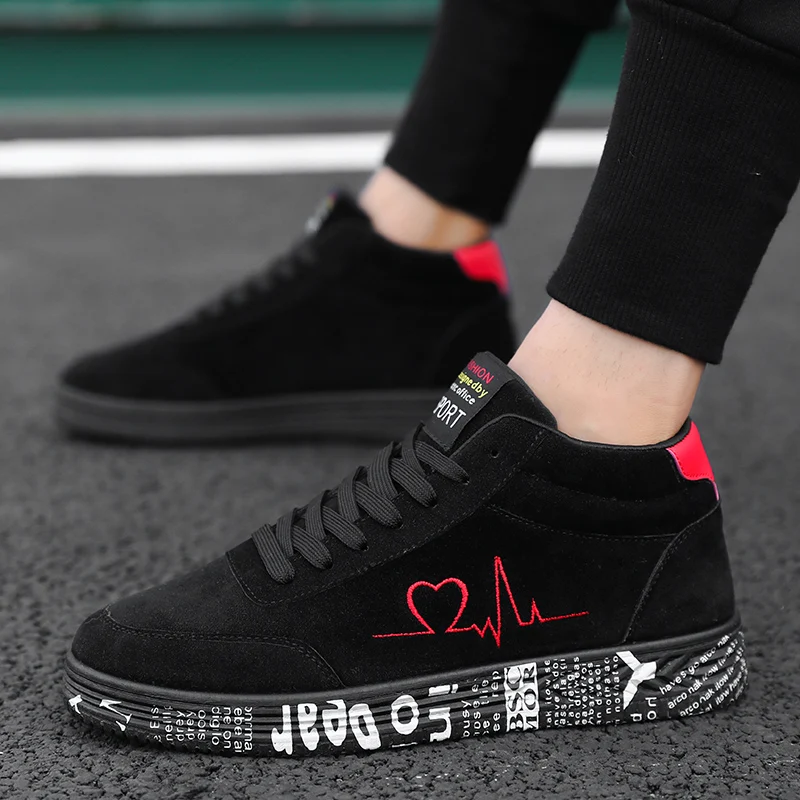 Skateboard Shoes Spring Autumn Walking Casual Sneakers Black Red Flat Lace-up Sneakers Footwear Size 35-44