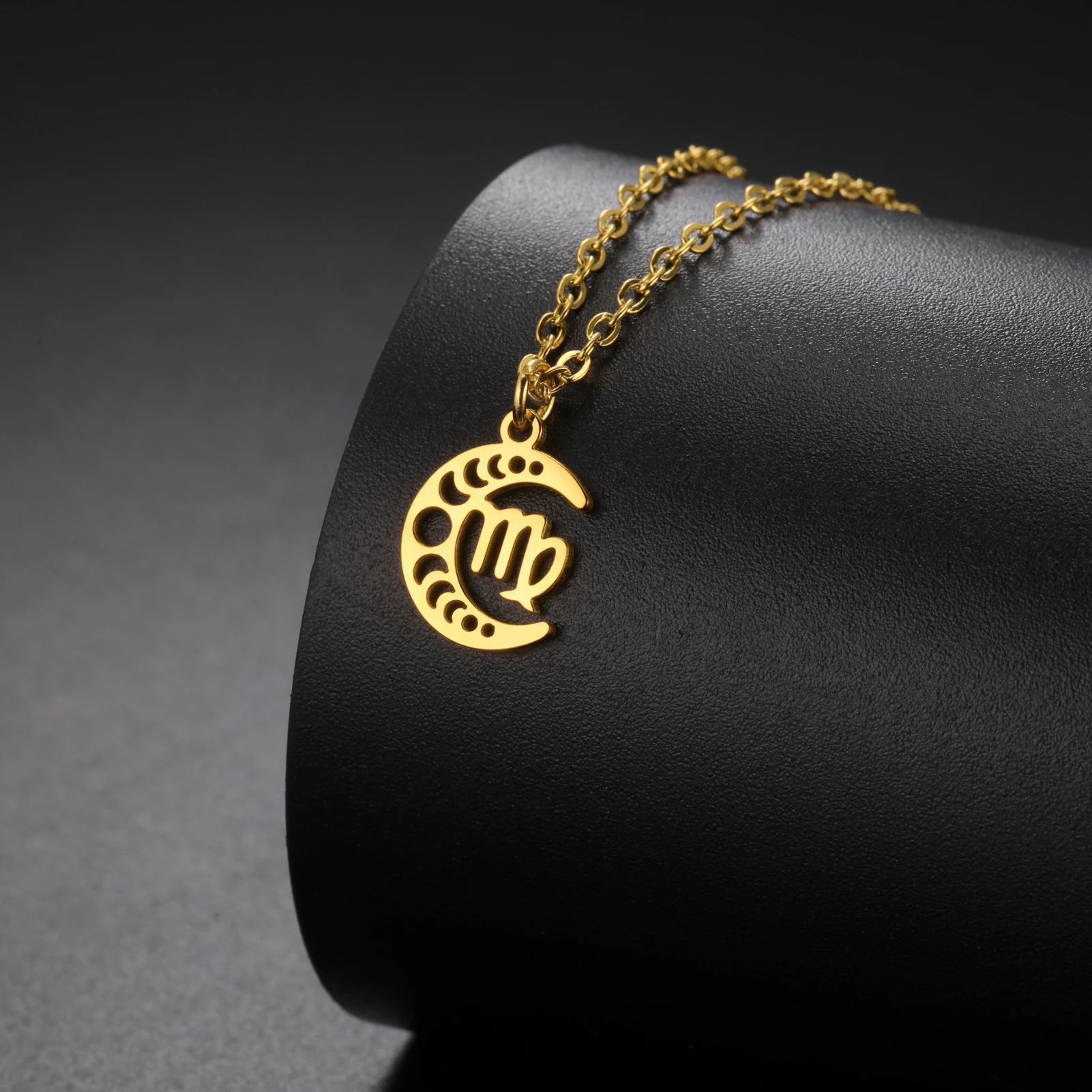 Женское колье из нержавеющей стали с подвеской в виде Солнца и Луны