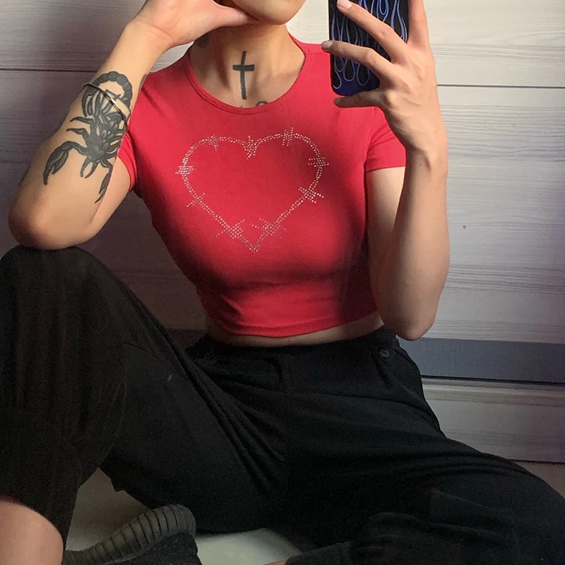 

2022 Harajuku Y2K Aesthetics Rhinestone Kawaii Red Crop Tops 2000s Heart Print O-neck Short Sleeve Vintage Woman T-shirts Spring