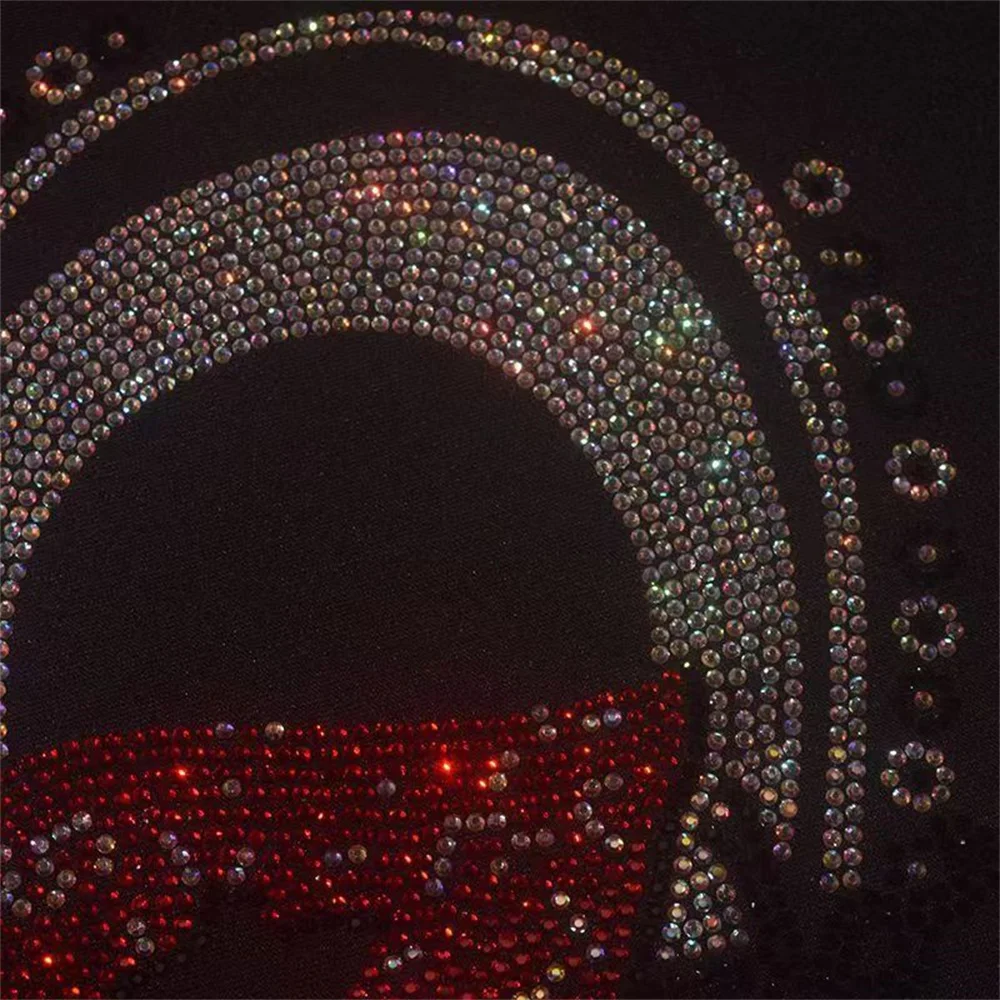 Нашивка с надписью love на одежду