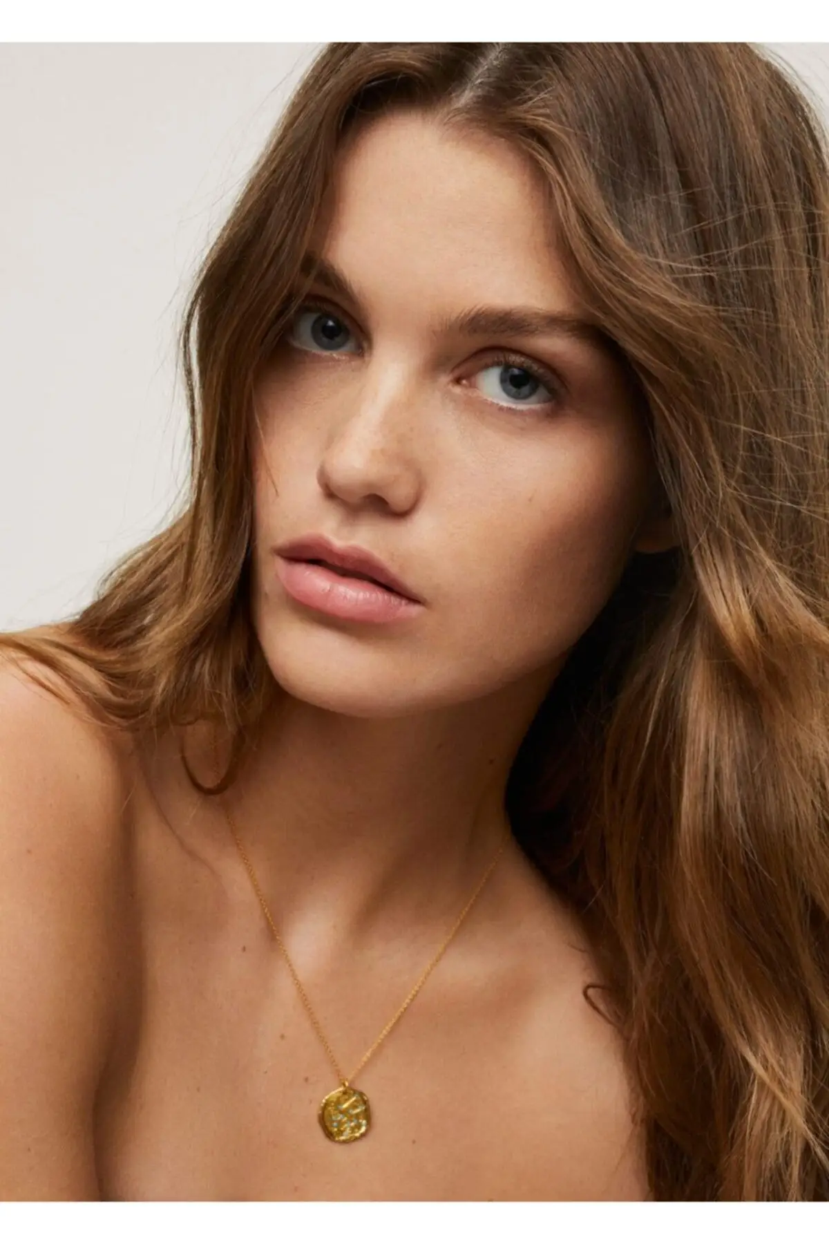 

Женская бижутерия ожерелье женское ожерелье с золотым желтком