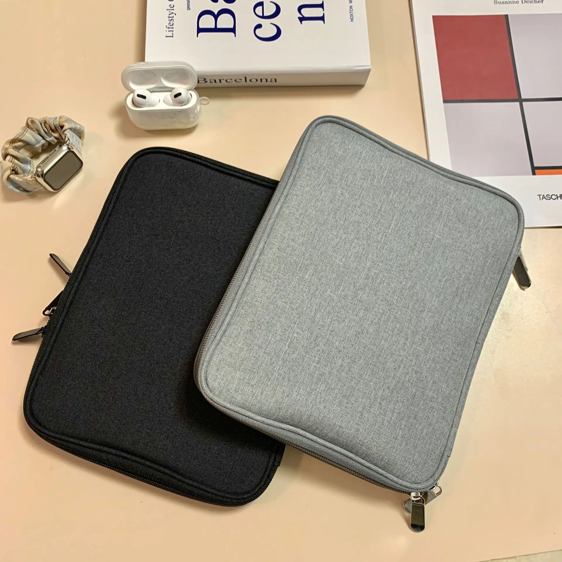 

Smart Watch Band Storage Bag Organizer Multifunction Portable Watch Strap Box for Apple Watch Travel Pouch Bag Holds 10-15 Bands