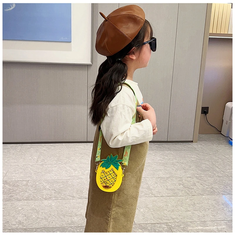 Mini Crossbody Bag for Children Cute Baby Girls Shoulder Bags silica gel Waterproof Kids Small Coin Purse Handbags Wallet
