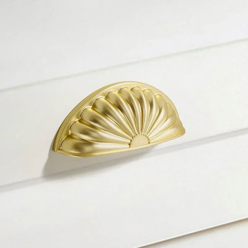 Многоцветный шкаф в форме ракушки ручка североевропейском стиле антикварная