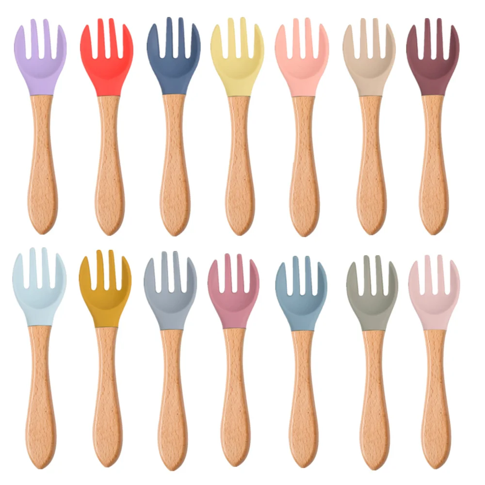 

Soft Silicone Fork Candy Color Safety Baby Learning Wood Fork Solid Feeding Utensils Children Kids Boy Girl Food Feeding Tool