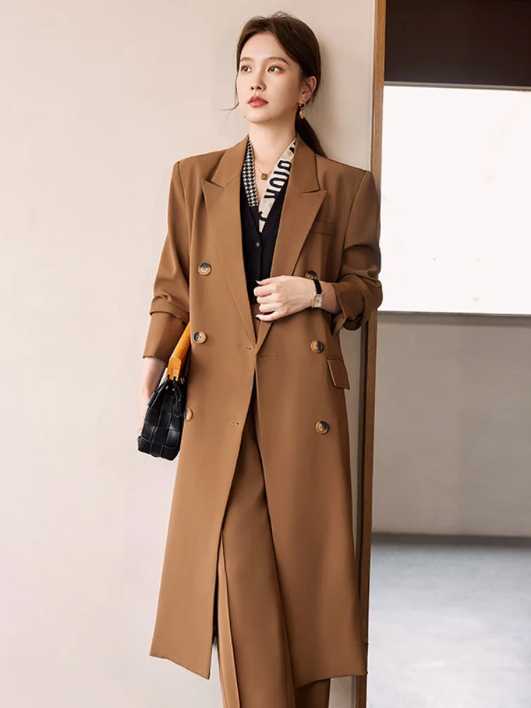 Рисунок 6 - Женский двубортный приталенный Длинный блейзер