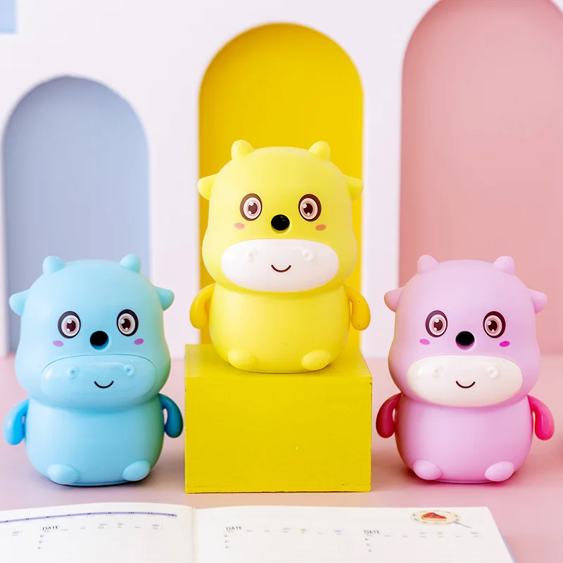 

Creative cartoon hand-cranked pencil sharpener learning stationery pupils automatic lead-in pencil sharpener