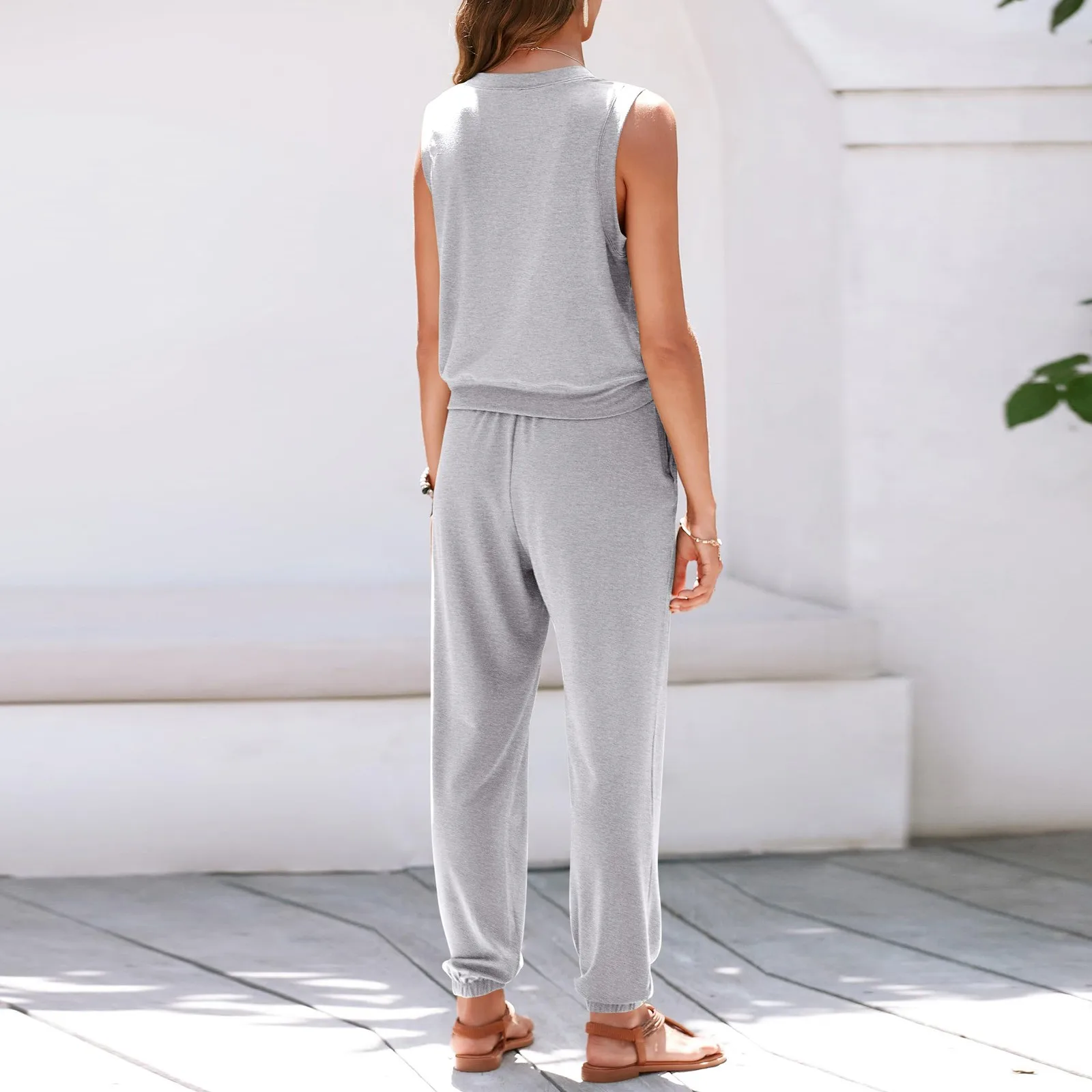 Женские костюмы летний комплект из топа без рукавов с V-образным вырезом и брюк