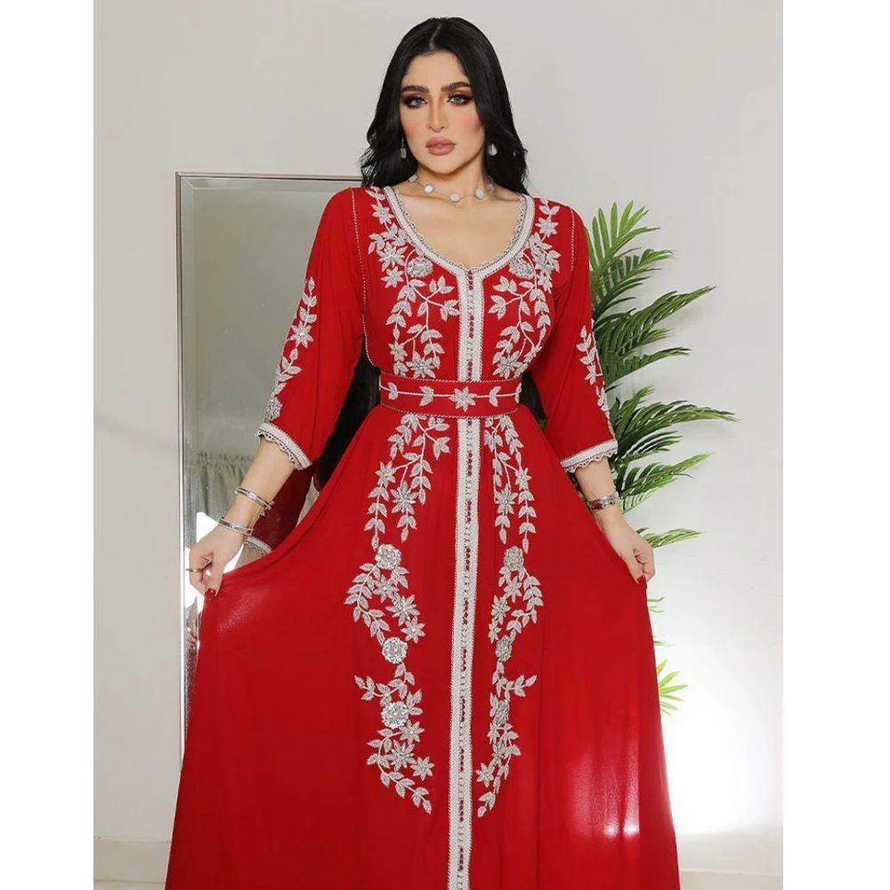 

Wepbel Muslim Abaya Women Arab Dress Embroidered Caftan Robe Evening Gown Islamic Clothing Eid Party Long Sleeve Abaya Kaftan